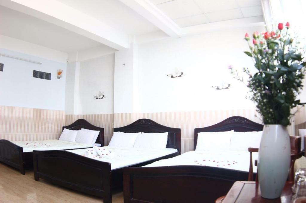 Thanh Ngoc Hotel Nha Trang Zewnętrze zdjęcie