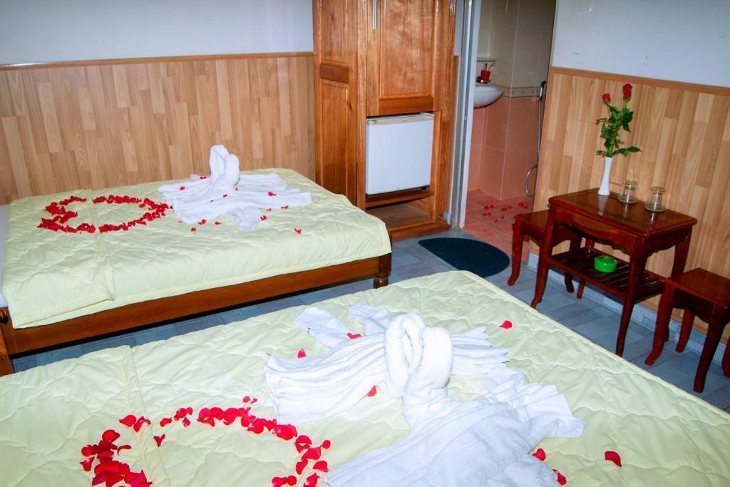 Thanh Ngoc Hotel Nha Trang Zewnętrze zdjęcie